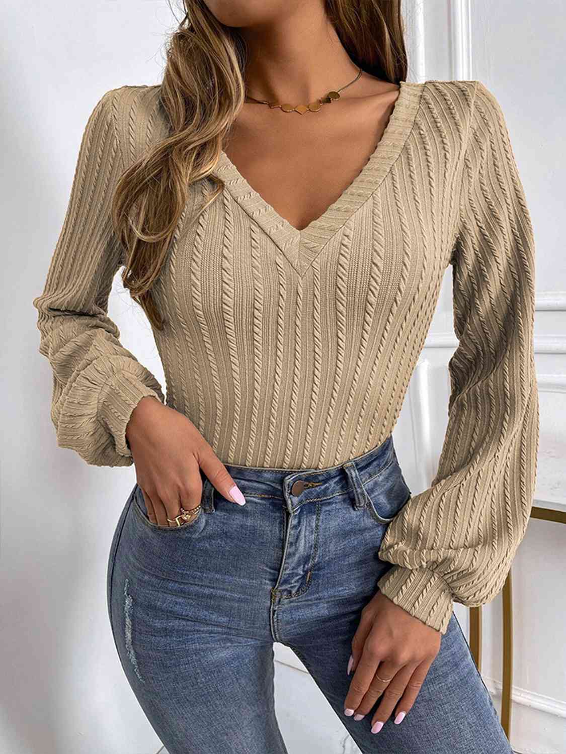 Elise Ribbed V-Neck Lantern Sleeve Top