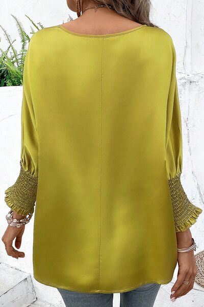 Round Neck Batwing Sleeve Blouse