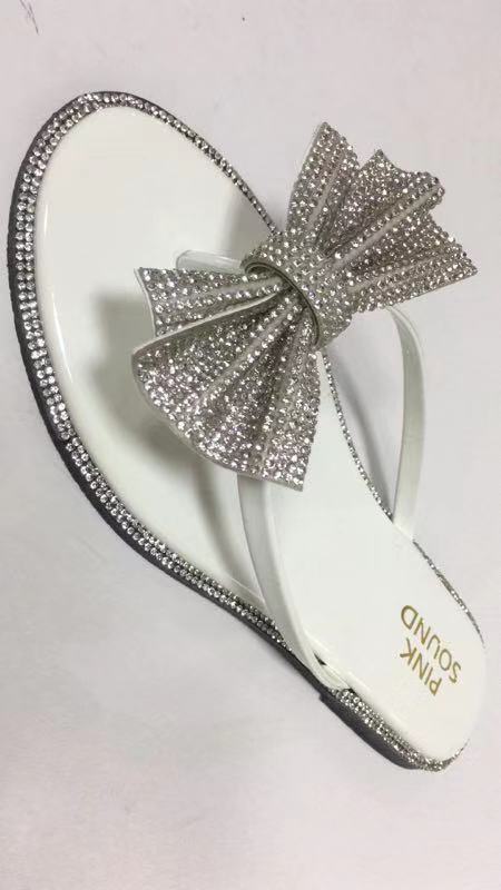 Diamond flat sandals