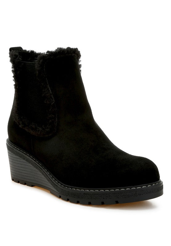 Thunderhoof Faux Fur Lined Chelsea Boots