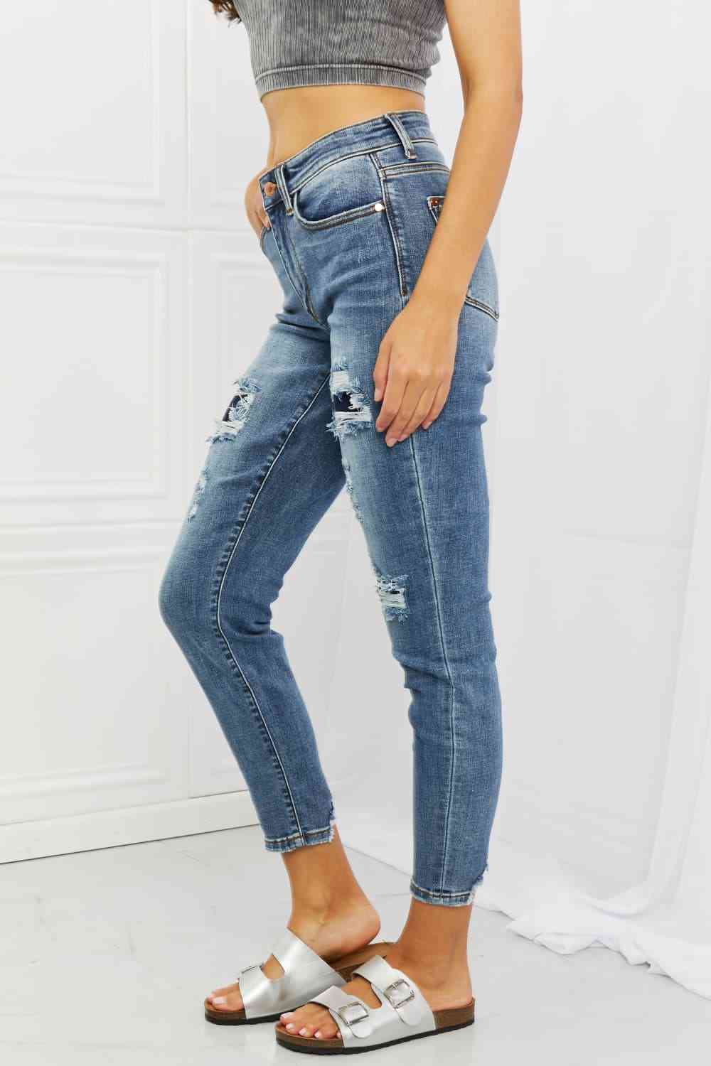 Dahlia Full Size Distressed Patch Jeans