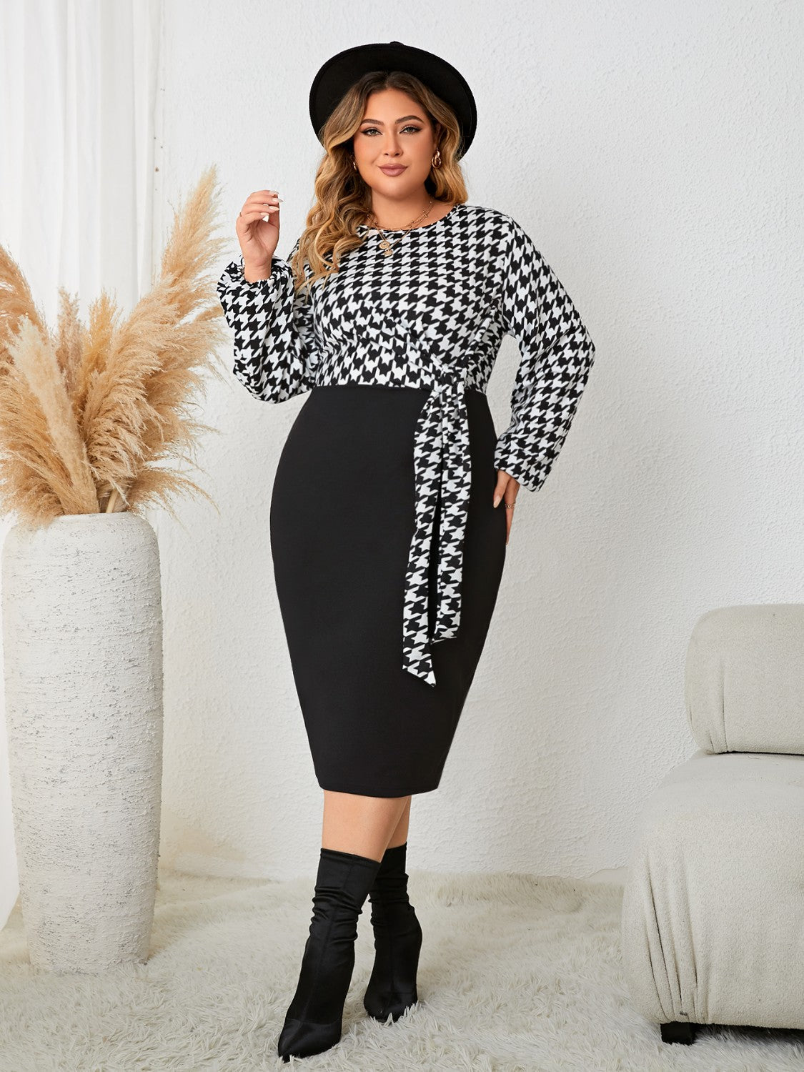 Plus Size Houndstooth Tied Long Sleeve Dress