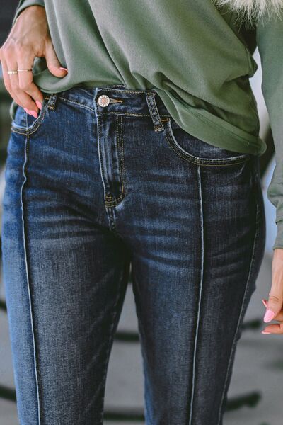 Buttoned Slim Jeans with Pockets