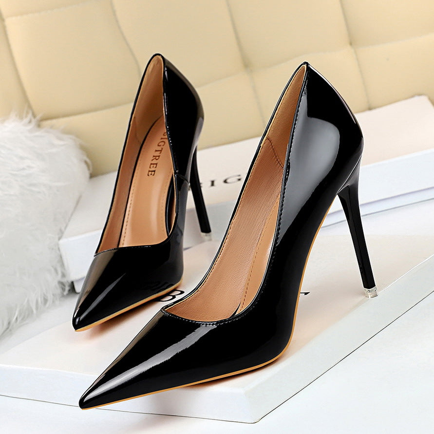 Flossy Glossy Patent Leather Heels