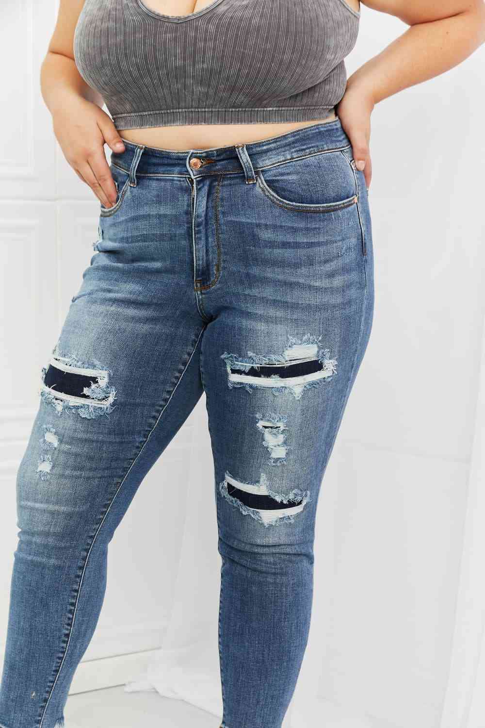 Dahlia Full Size Distressed Patch Jeans