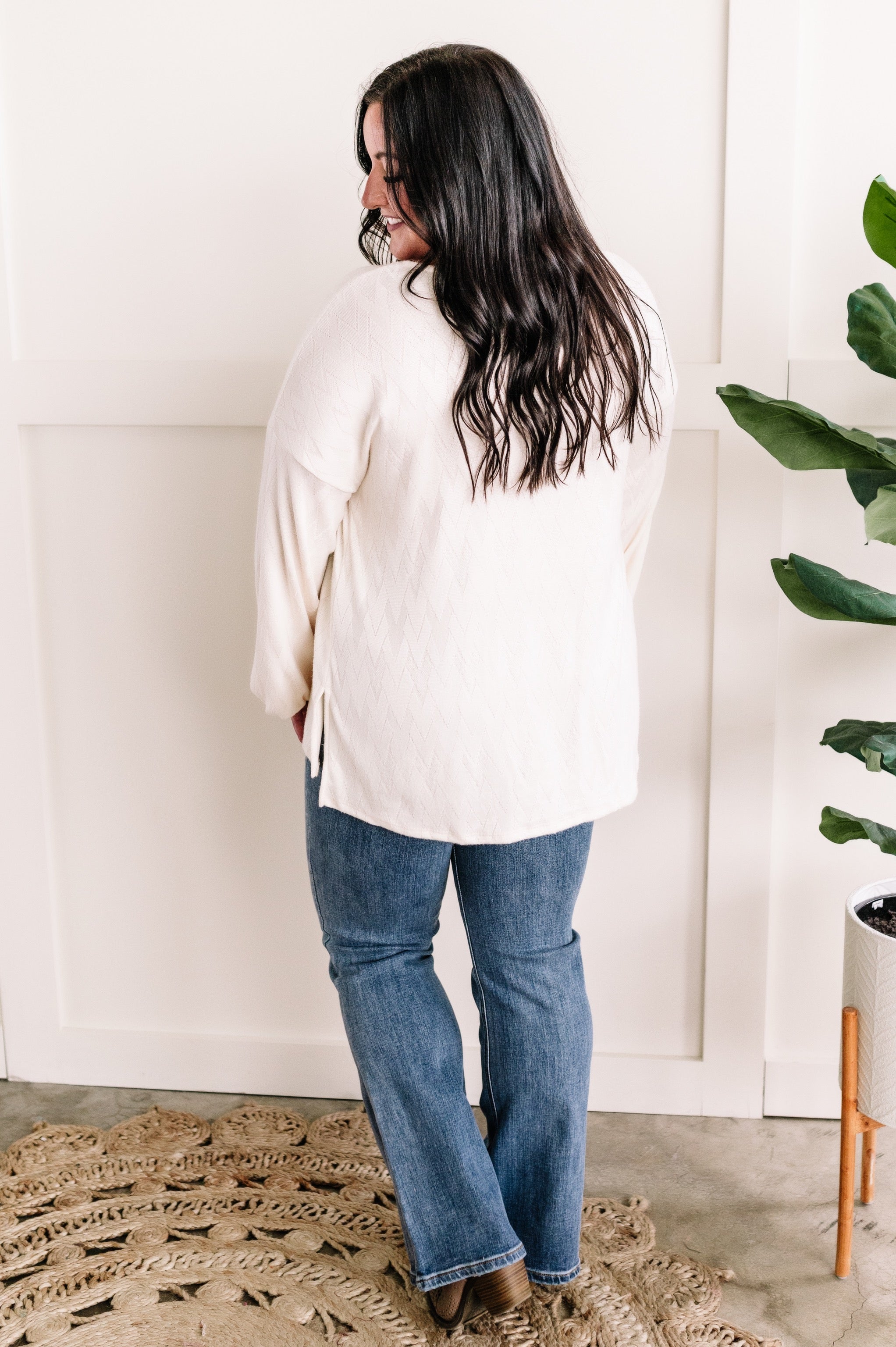 Ultra Soft Herringbone Detail Knit Top In French Vanilla