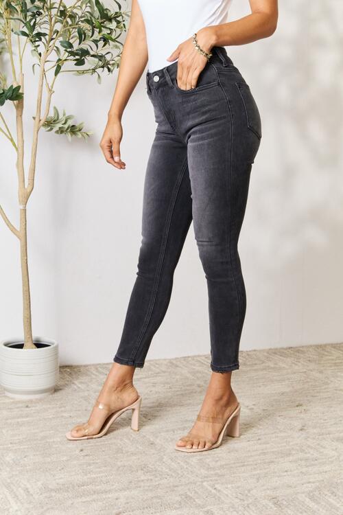 Creek side Cropped Skinny Jeans