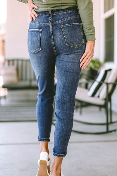 Buttoned Slim Jeans with Pockets