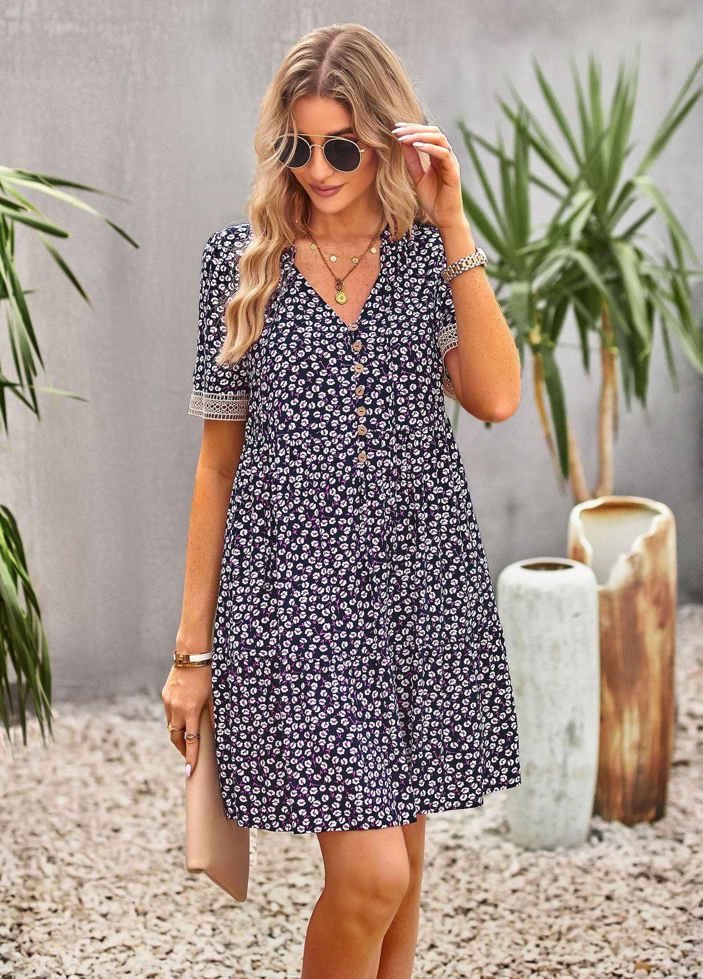 Floral Buttoned Puff Sleeve Dress