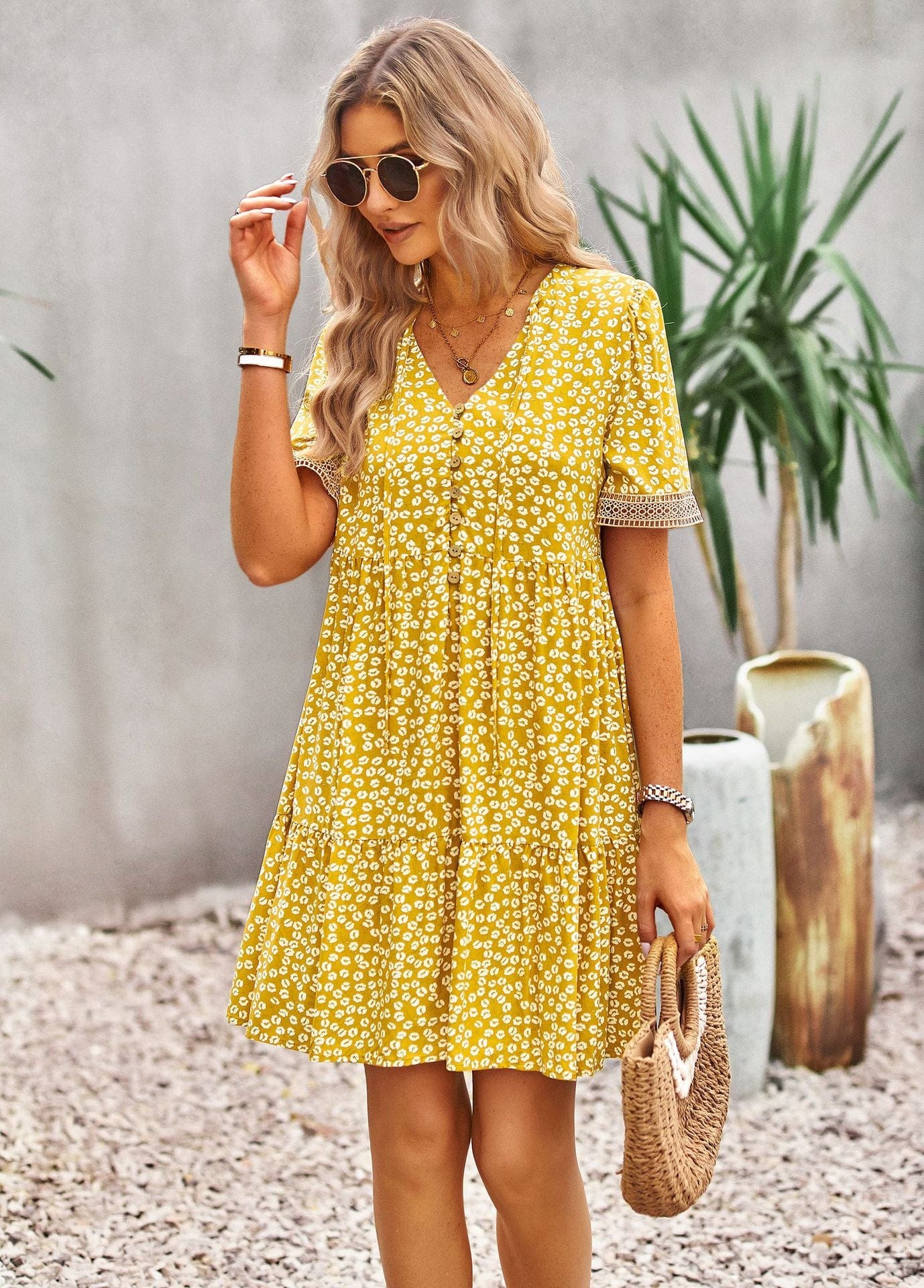 Floral Buttoned Puff Sleeve Dress