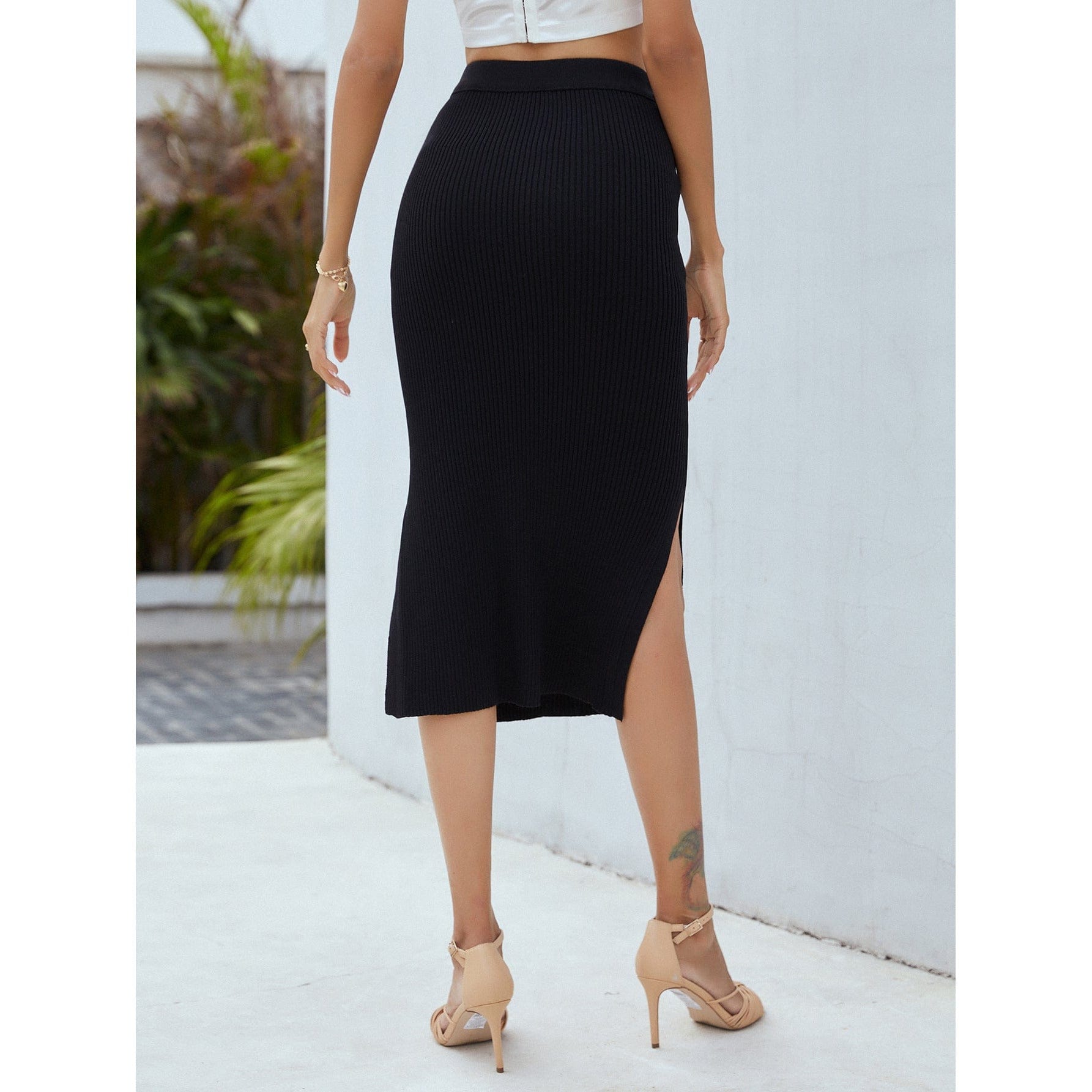 Ribbed Side Slit Midi Skirt