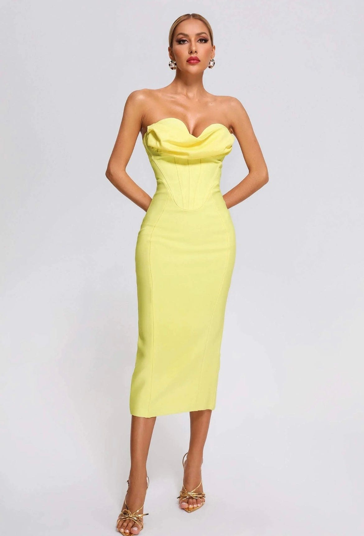 Seam Detail Strapless Sweetheart Neck Dress